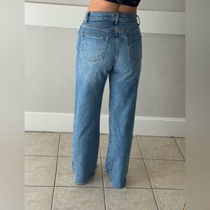 Reformation Val 90s Mid Rise Straight Jeans Blue - Size 26